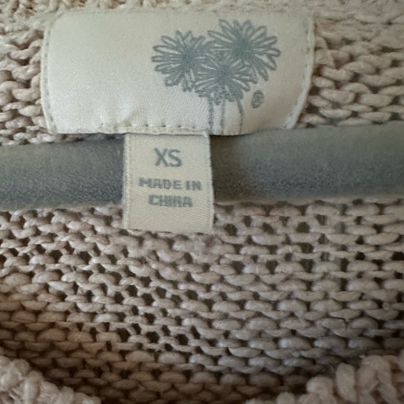 3/4 Sleeve Knit Sweater - Picture 2 of 4